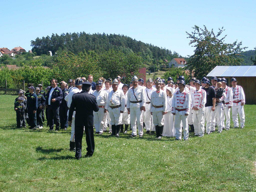 Setkání historických stříkaček